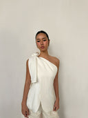 Minimalist Asymmetric Shoulder Tie Vest | Off-White  Elegant Sleeveless Outerwear Top